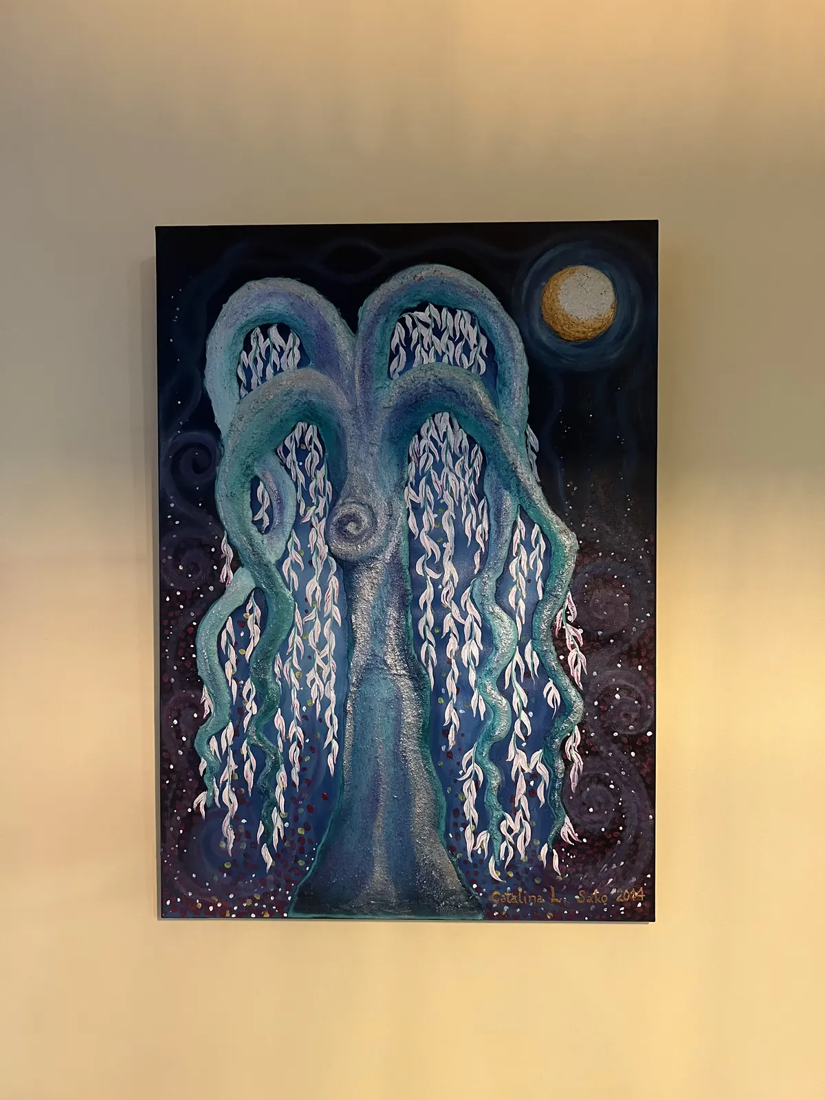 Pintura de una cascada nocturna